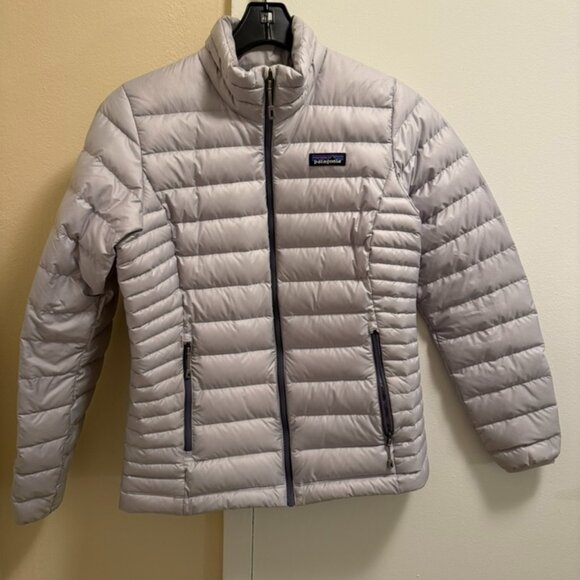 Patagonia Women's Down Sweater Jacket in Pura Purple Size XS - Picture 2 of 5